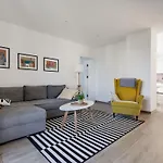 Sea & By Interhome