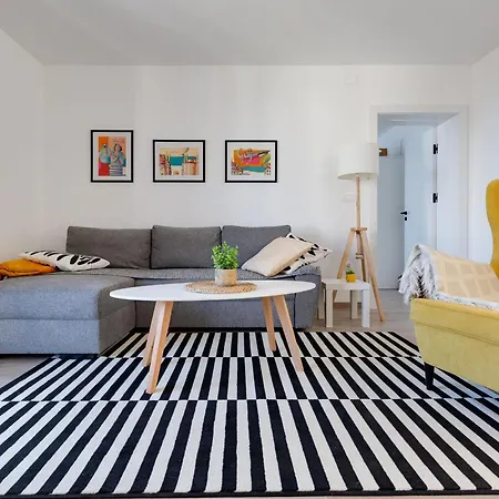 Διαμέρισμα Sea & By Interhome *