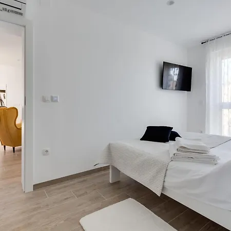 Sea & By Interhome * Ζαντάρ