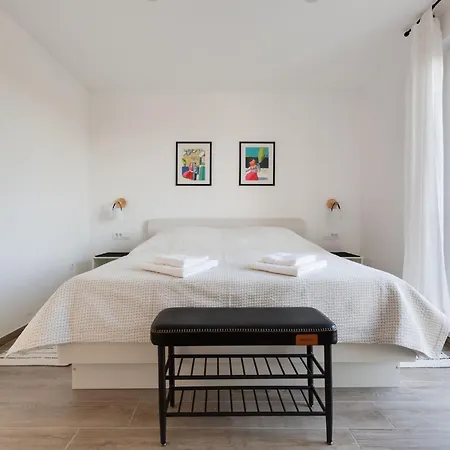 Διαμέρισμα Sea & By Interhome *